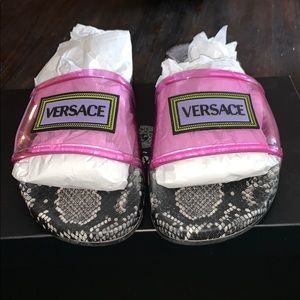 Versace slides